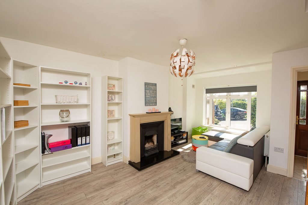 25 THE DRIVEHARBOUR HEIGHTSPASSAGE WESTCO. CORK WEB1003 Aherne